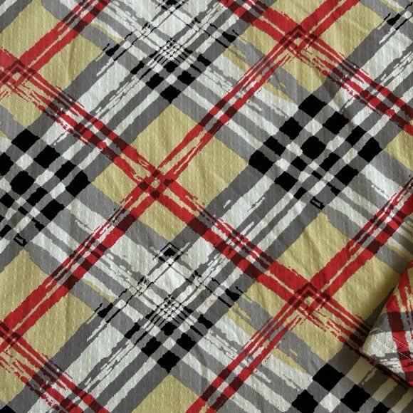 ICIKULS Top Womens Large Mesh Long Sleeve Tan Black Coral Art Golf Plaid - Picture 4 of 5